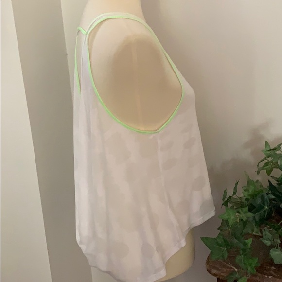 🍋lululemon Wandering Yogi Tank - Picture 5 of 8